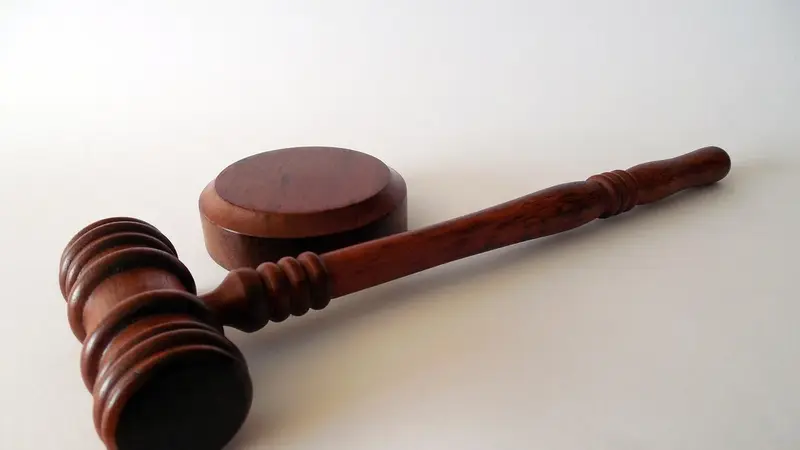 私賣陪葬黃金起糾紛，繼承人討回十三萬遭法院限期補正（示意圖）