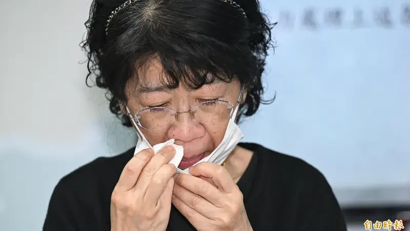 陳佩琪自曝確診新冠喊快死掉，怒嗆檢方有膽去行文黃國昌扣押政治獻金