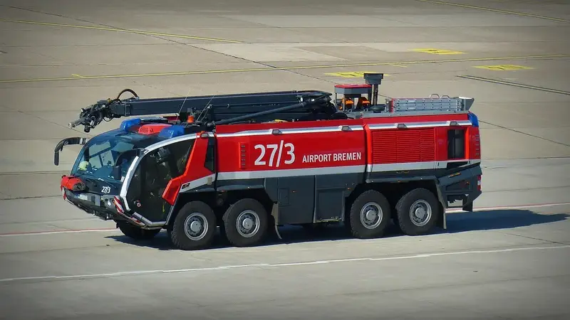 清泉崗空軍基地遭無人機闖入禁航區，8架戰機被迫轉降新竹（示意圖）