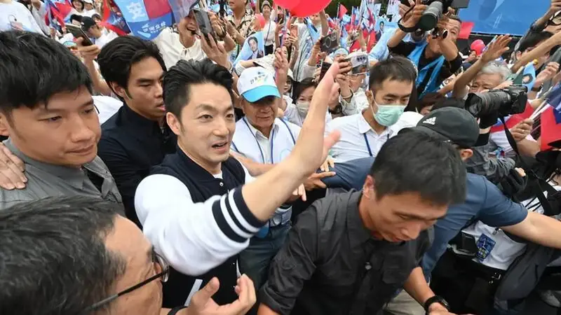 三子合體力挺蔣萬安競選 韓國瑜重砲痛批媒體網路攻勢