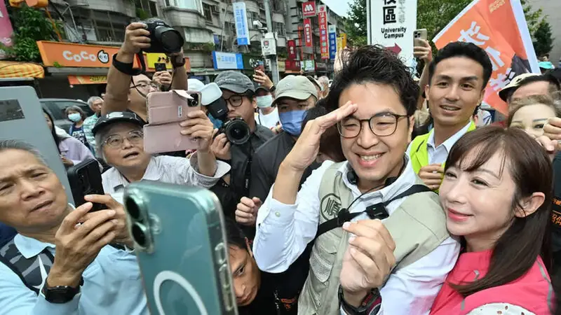 謝和弦表態力挺沈伯洋競選 凌濤酸護擁毒份子惹議
