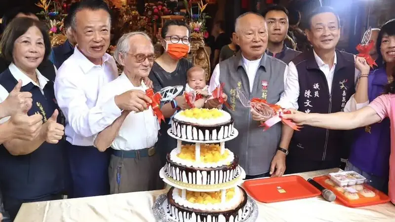 新港奉天宮中秋契子女回宮，97歲老大哥繫嘉農腰帶成焦點