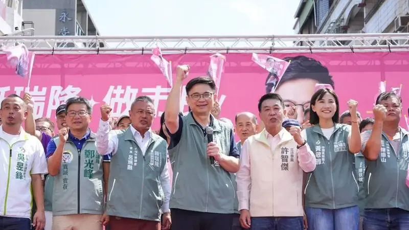 選戰倒數 50 天綠營高雄市長參選人賴瑞隆成立後援會固守起家厝