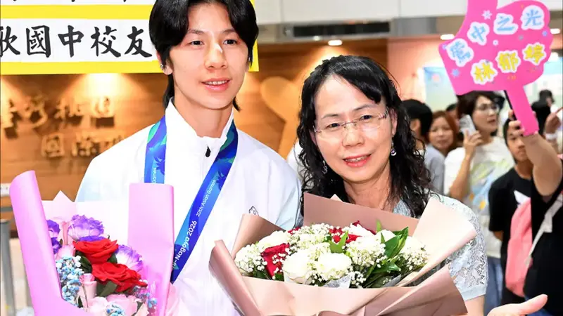 台灣拳后林郁婷亞運連霸！帶著金牌返抵國門 陳念琴勇奪銀牌