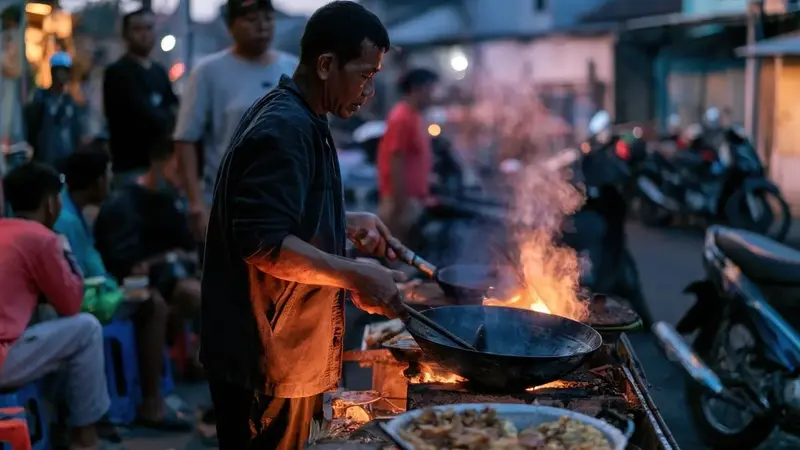 羅東夜市深夜火警,彈珠台攤位燒毀,無人受傷起火原因待查(示意圖)