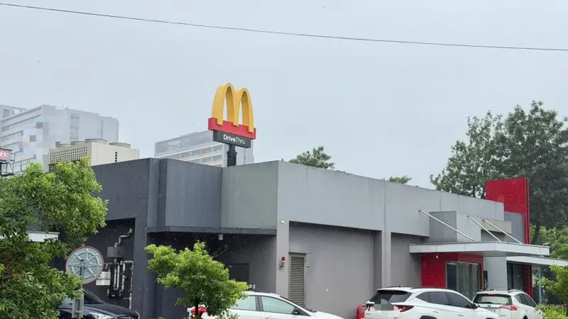 缺工潮衝擊深夜商機？麥當勞與摩斯大夜營運大不同