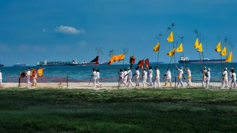 澎湖龍門安良廟千秋寶艦試航繞境 40餘信眾拉纜繩迎神(示意圖)