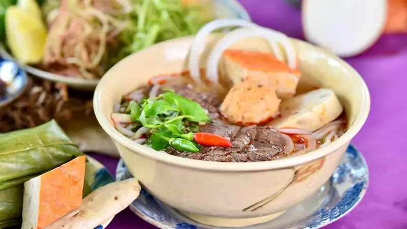 三商巧福牛肉麵限時特價139元 9月中旬開學季加碼排骨優惠（示意圖）