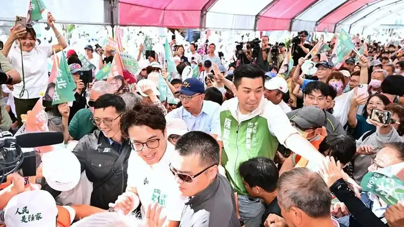 沈伯洋談無限都更進度，預告下午市政開講主題