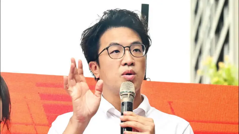 沈伯洋十年前毒品言論遭掀底，放話單挑蔣萬安掀論戰