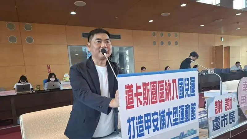 台中大安港媽祖雕像完工十月迎接開幕,盧秀燕視察點出商機潛力