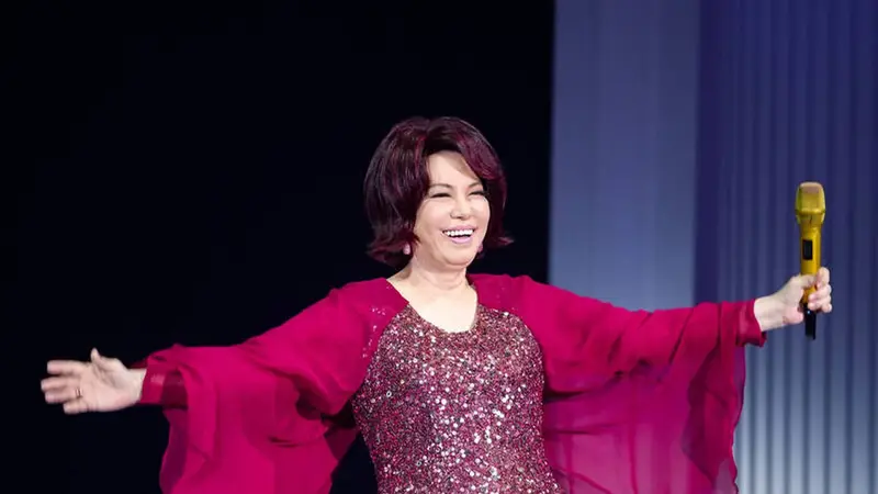 68歲蔡琴演唱會含淚吐病況，坦言單身獨居生活日常令人鼻酸