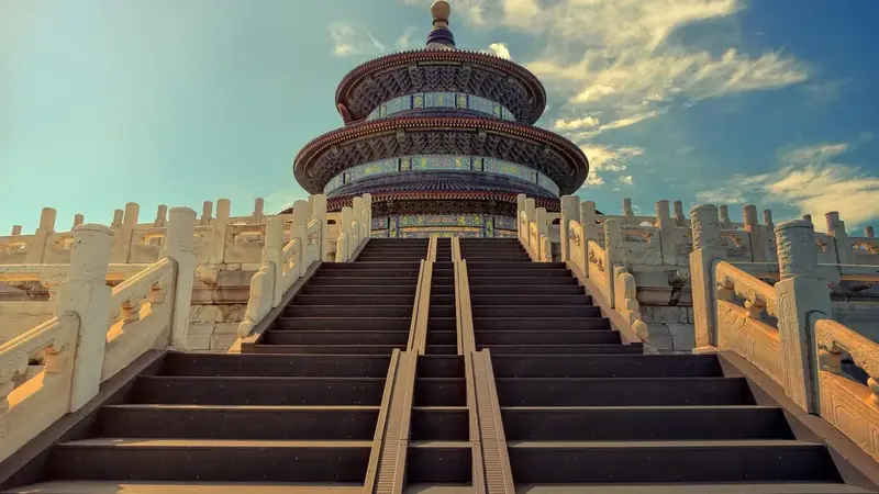 中秋佳節將至土城百年古廟送暖，捐出百萬物資與白米救助在地清寒（示意圖）