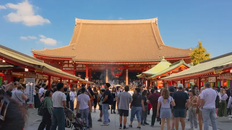 中秋連假湧萬人潮參拜西羅殿，廟方釋出二十尊分靈佛名額（示意圖）