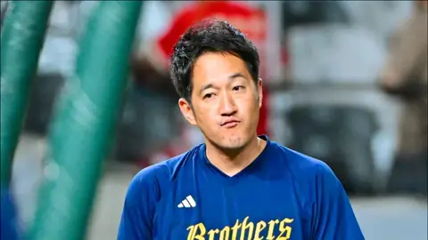 中信兄弟大巨蛋逆轉勝味全龍，平野惠一賽後激動壓地狂親高宇杰