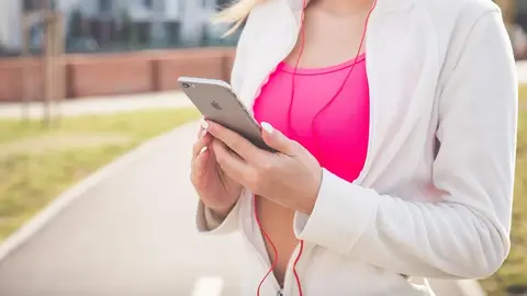 上完有氧課程竟聽力受損!會員怒控音樂大聲求助無門(示意圖)