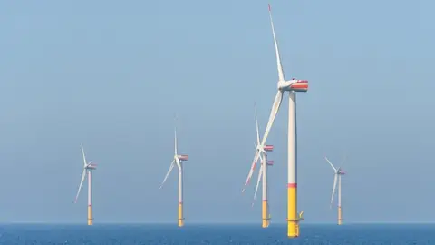 台電離岸風電二期爆爭議！富崴董座林坤煌親上火線說明61億債權疑雲（示意圖）