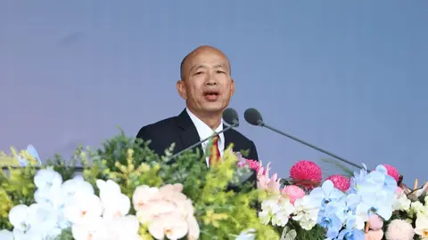 國慶大典意外交鋒！韓國瑜批卓榮泰不副署法案，行政院回擊污名化