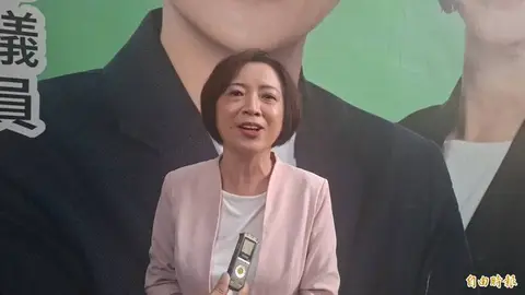 選戰行程太滿導致聲音沙啞?何欣純透露靠各方喉糖苦撐