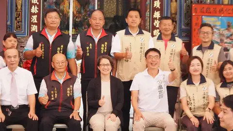 副總統蕭美琴南投輔選參拜古蹟，點名力挺温世政與張媛婷