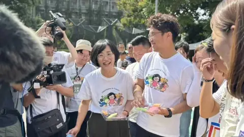 管中閔指控當年遭蘇巧慧污衊抄襲論文，痛批是迫害幫兇
