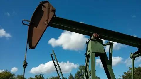 明年之前產量政策不變 OPEC+決議維持11月目標（示意圖）