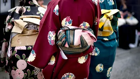 大阪地方祭典傳出慘劇,山車接連翻覆釀成2死16人輕重傷(示意圖)