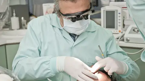 哺乳期摸到右乳腫塊竟非乳腺阻塞，44歲新手媽媽確診三陰性乳癌（示意圖）