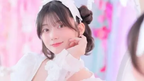 知名女優瀨戶環奈化身籃球甜心，穿喬丹球衣展現驚人神射實力