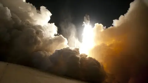 馬斯克旗下 SpaceX 上季營收倍增，AI 與星鏈業務強勢助攻（示意圖）
