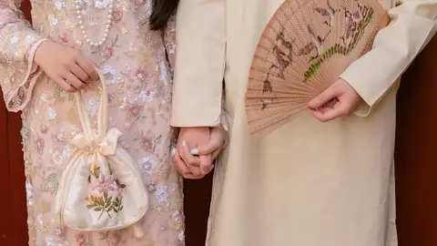 席德妮史威尼扮神力女超人放閃!合體大17歲男友穿情侶裝(示意圖)
