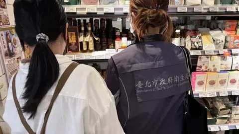 北市抽查油品爆發致癌物超標，四款黑麻油與胡麻油全面下架