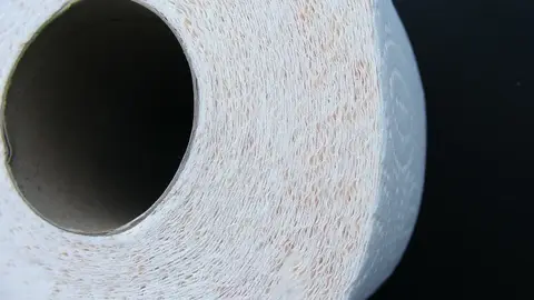 衛生紙壓花不只裝飾！揭露維持蓬鬆手感與結構的3大關鍵功能（示意圖）