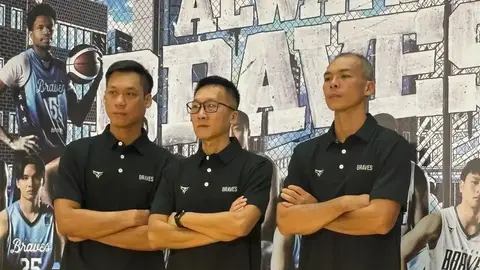 富邦勇士陣中傳奇老將41歲蔡文誠卸下戰袍，坦言轉任執行教練內心掙扎兩週